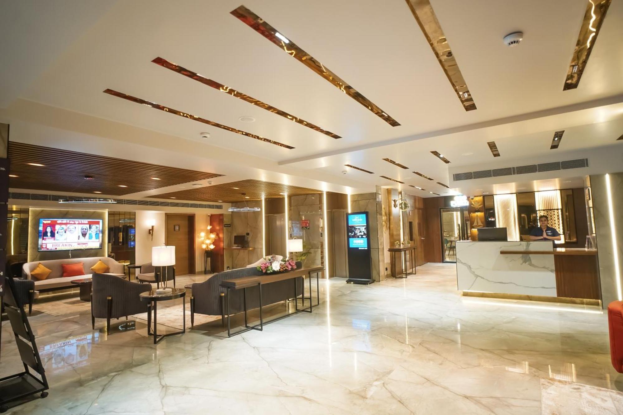 Ishaan Sarovar Portico 德奥加尔 外观 照片