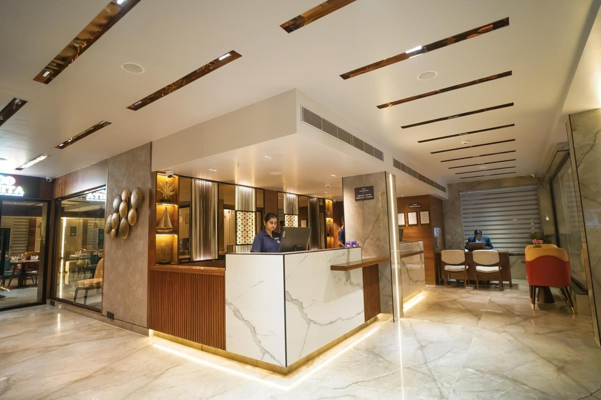 Ishaan Sarovar Portico 德奥加尔 外观 照片